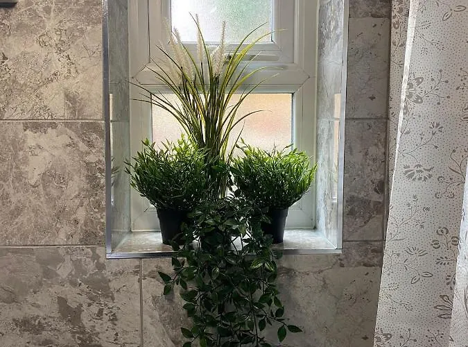 Apartamento Charming, Cosy Hideaway With Free Wifi, Parking