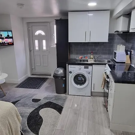 Appartement Charming, Cosy Hideaway With Free Wifi, Parking Leeds (West Yorkshire)